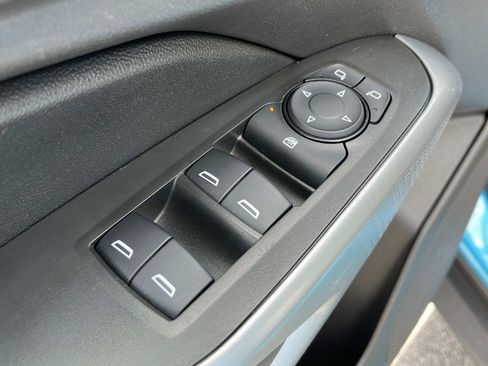 Used 2025 Chevrolet Trax LS image 25