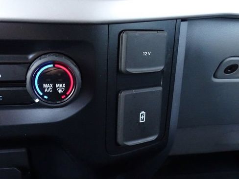 Used 2023 Ford F150 XLT AWD/4WD image 39