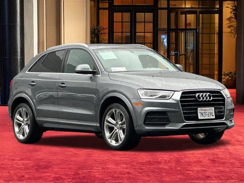 Used 2016 Audi Q3 2.0T Premium Plus w/ Technology Package image 8