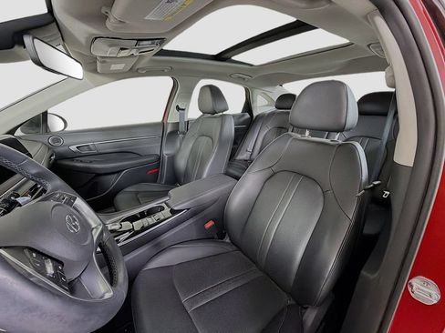 Used 2021 Hyundai Sonata Limited FWD image 12
