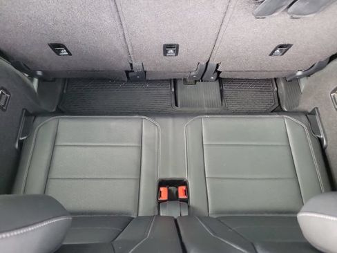 Used 2019 Volkswagen Tiguan SE w/ Panoramic Sunroof Package AWD/4WD image 12
