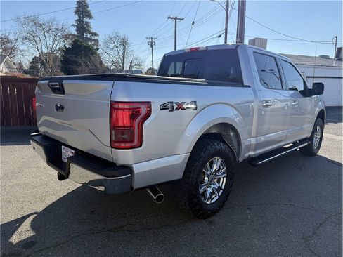 Used 2015 Ford F150 XLT w/ Equipment Group 302A Luxury image 7