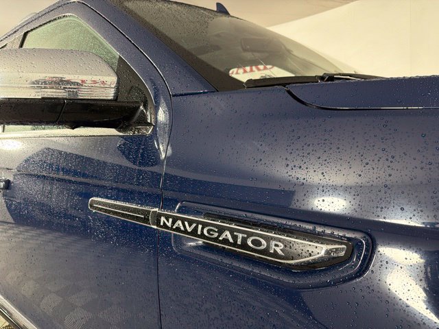 Used 2018 Lincoln Navigator Black Label AWD/4WD image 18