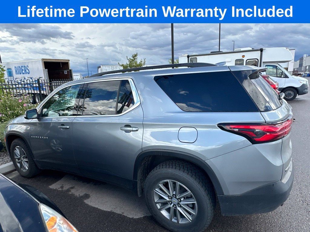 Used 2023 Chevrolet Traverse LT AWD/4WD image 1