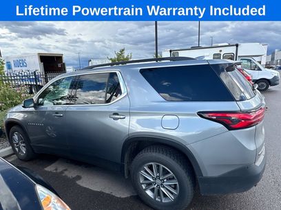 Used 2023 Chevrolet Traverse LT