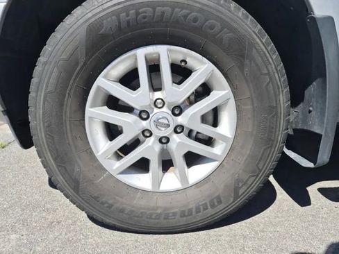 Used 2021 Nissan Frontier SV AWD/4WD image 15
