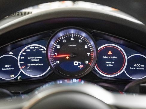 Certified 2021 Porsche Cayenne S image 18