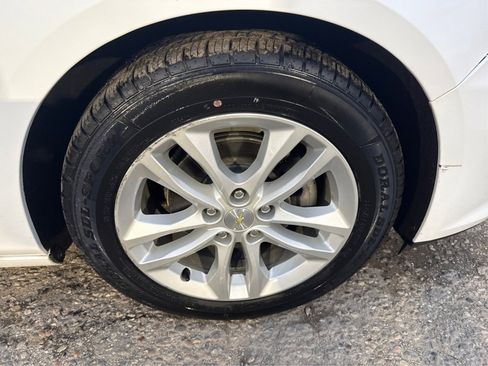 Used 2020 Chevrolet Malibu LS w/ LPO, Convenience Package 1 image 16