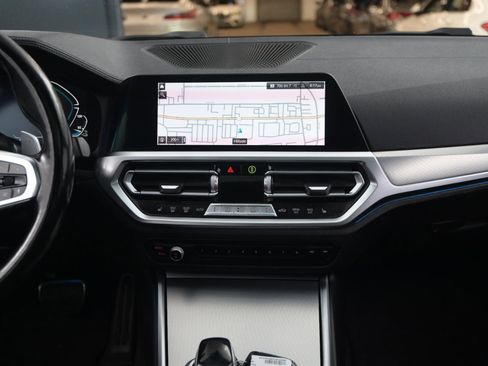 Used 2021 BMW 330e xDrive 330e xDrive Plug-In Hybrid w/ M Sport Package image 22