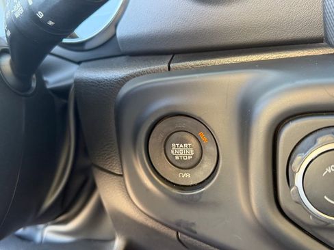 Used 2023 Jeep Wrangler Unlimited Sahara w/ Cold Weather Group AWD/4WD image 22