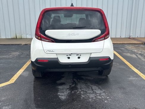 Used 2022 Kia Soul LX w/ Technology Package image 6