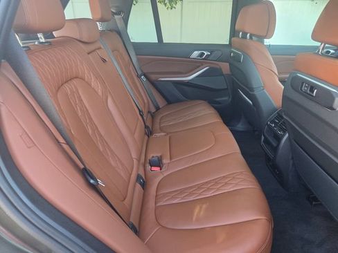 Used 2024 BMW X5 xDrive40i w/ M Sport Package AWD/4WD image 30