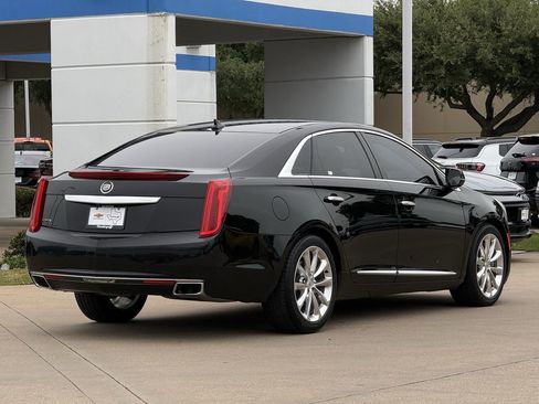 Used 2013 Cadillac XTS Luxury FWD image 4