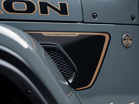 Used 2024 Jeep Wrangler Unlimited Rubicon 392 image 28