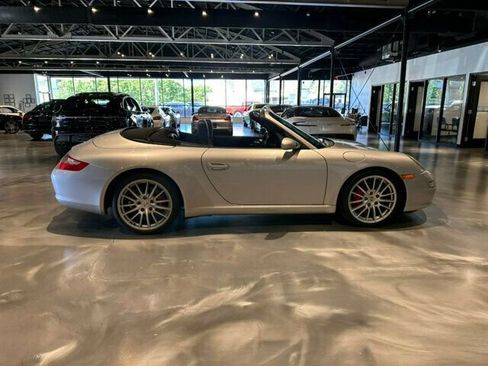 Used 2005 Porsche 911 Carrera S image 6