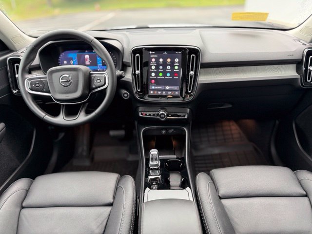 Used 2024 Volvo XC40 B5 Plus w/ Climate Package AWD/4WD image 26