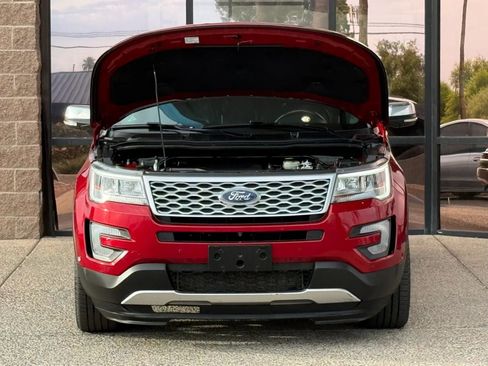 Used 2017 Ford Explorer Platinum AWD/4WD image 21