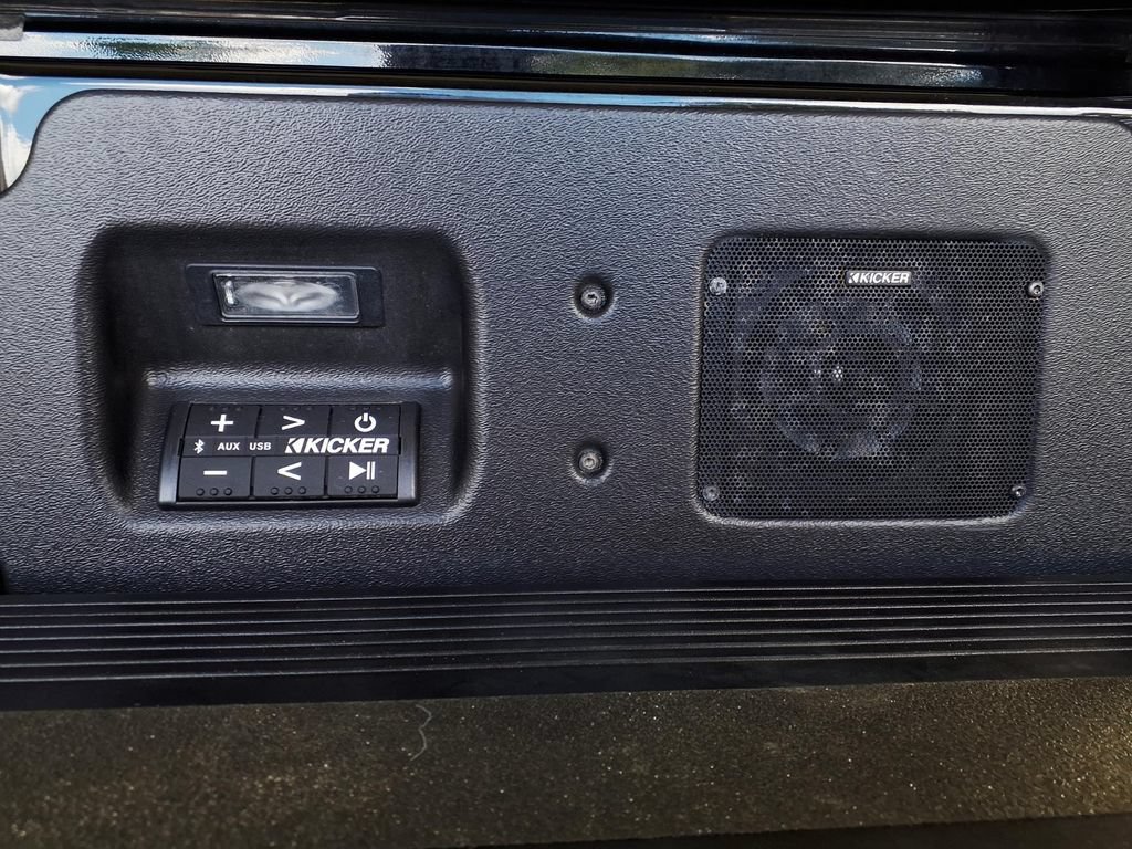 Used 2021 GMC Sierra 1500 Elevation w/ Preferred Package AWD/4WD image 6