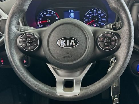 Used 2020 Kia Soul LX FWD image 13