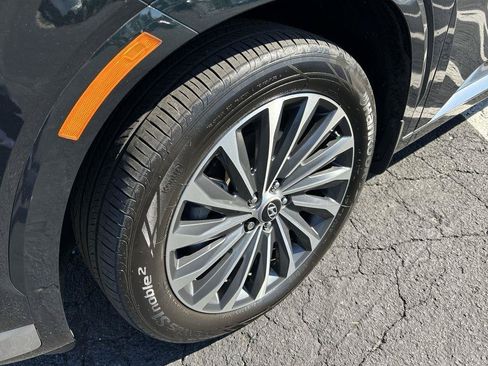 Used 2025 Hyundai Palisade Calligraphy AWD/4WD image 12