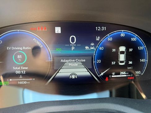 Used 2025 Toyota Camry XLE image 15