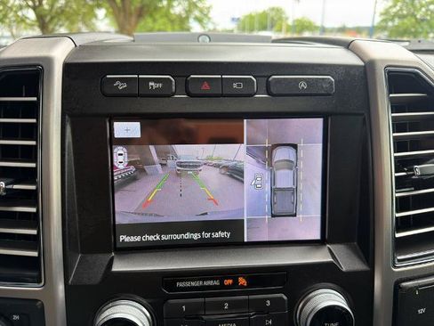 Used 2020 Ford F150 Platinum w/ Equipment Group 701A Luxury AWD/4WD image 30