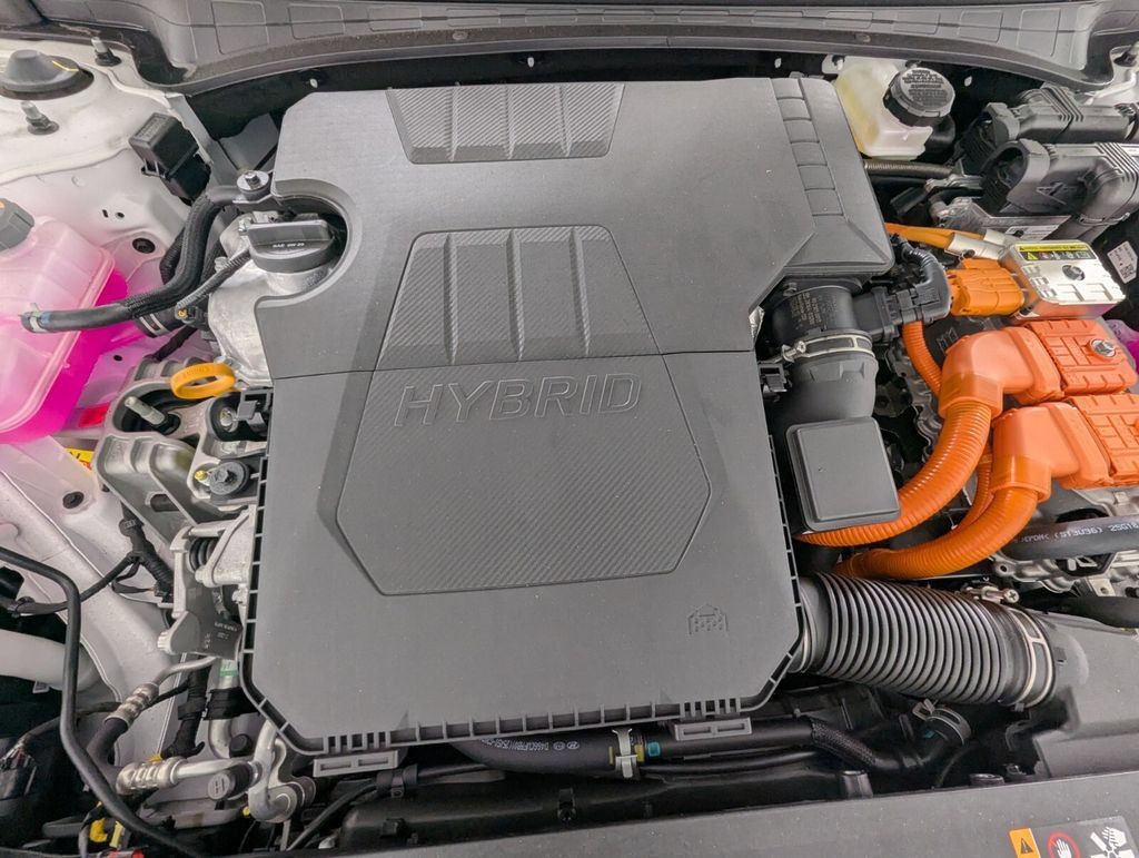 New 2026 Hyundai Elantra SEL FWD image 9