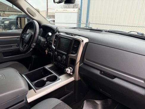 Used 2014 RAM 2500 Lone Star image 30