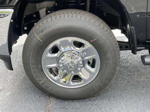 New 2026 RAM 2500 Tradesman image 38