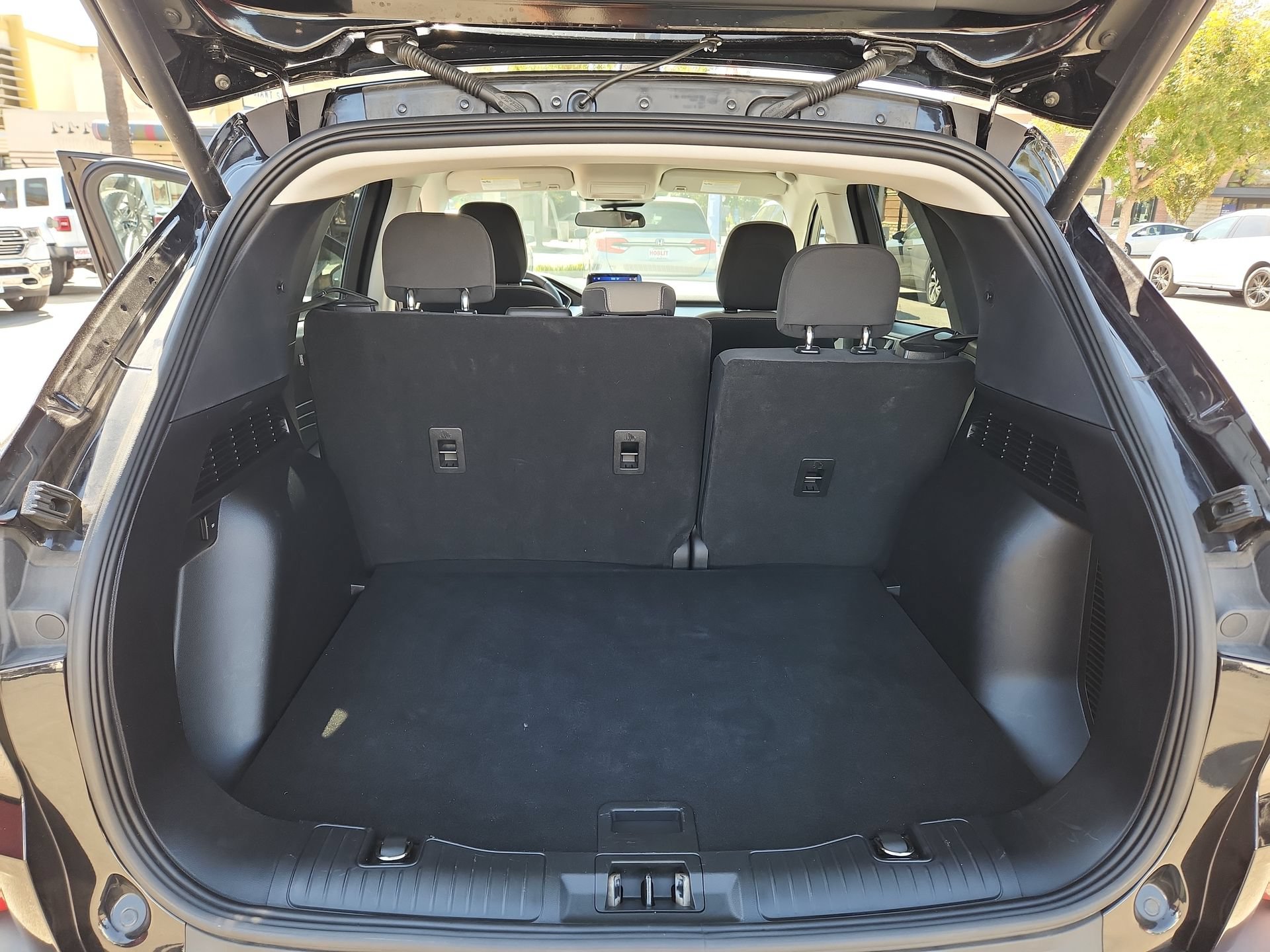 Used 2022 Ford Escape SE w/ Convenience Package FWD image 19