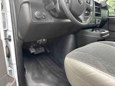 Used 2025 GMC Savana 2500 w/ Driver Convenience Package RWD image 28