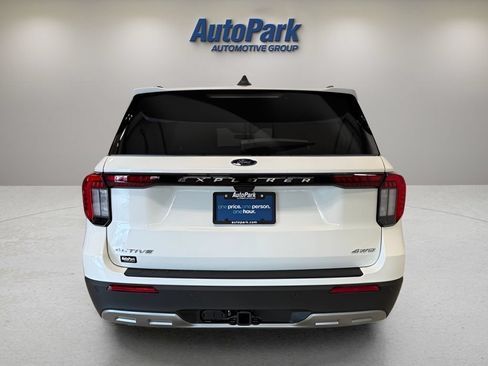 New 2026 Ford Explorer Active w/ Active Comfort Package AWD/4WD image 6