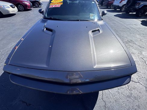 Used 2013 Dodge Challenger R/T Plus image 10