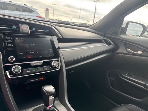 Used 2019 Honda Civic Sport image 13