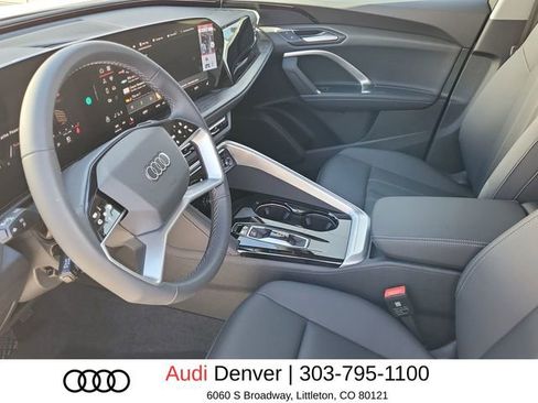 New 2025 Audi Q5 Premium image 11