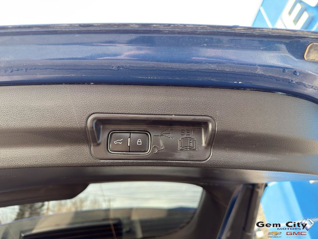 Used 2020 Ford Explorer XLT w/ Comfort Package AWD/4WD image 11