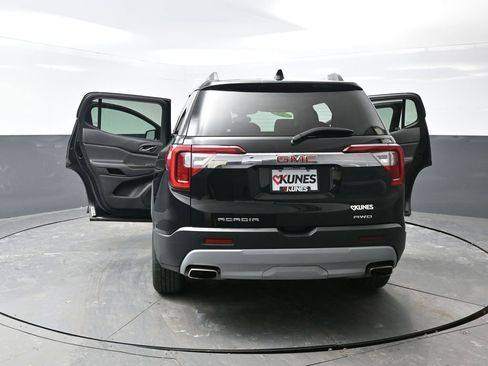 Used 2023 GMC Acadia SLT image 60