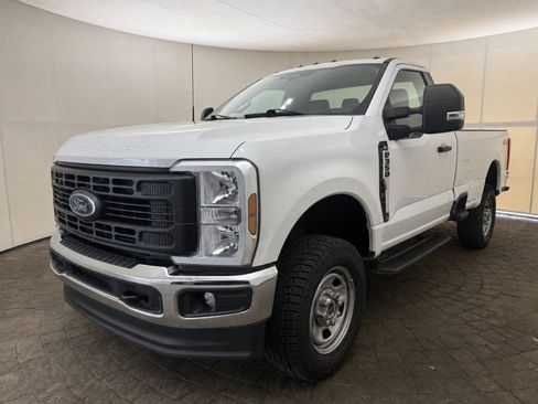 Used 2024 Ford F350 XL w/ XL Driver Assist Package AWD/4WD image 3