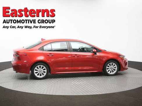 Used 2020 Toyota Corolla LE w/ LE Premium Package image 45