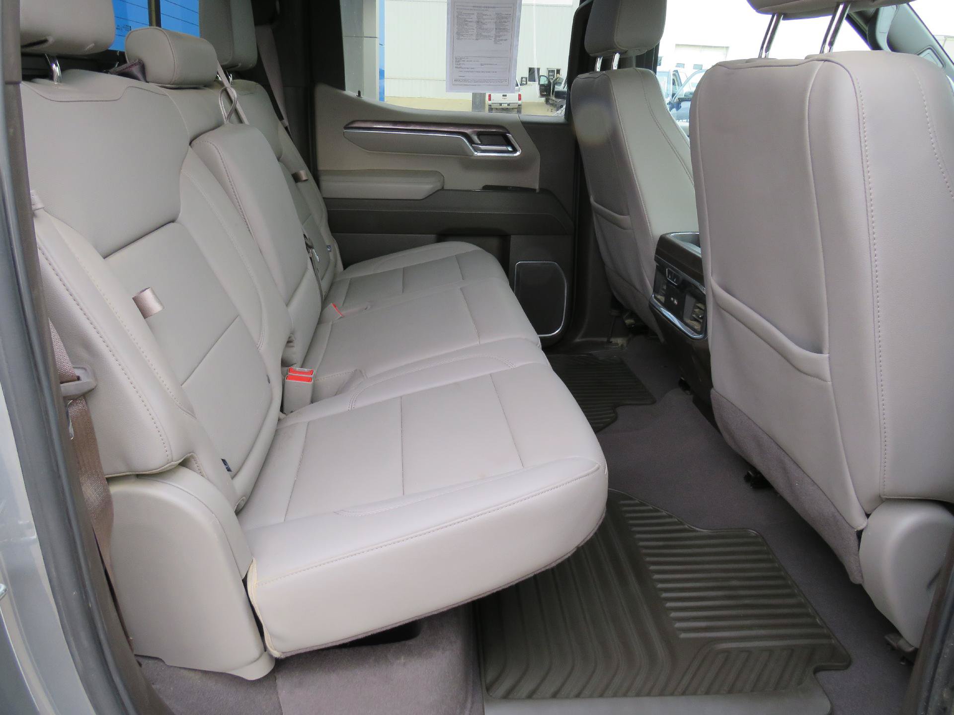 Used 2024 Chevrolet Silverado 1500 LTZ w/ LTZ Convenience Package II AWD/4WD image 10