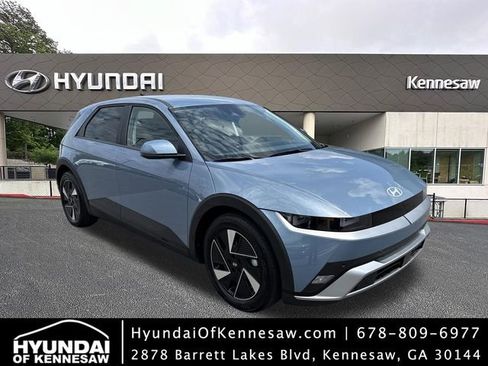 Certified 2026 Hyundai Ioniq 5 SE RWD image 1