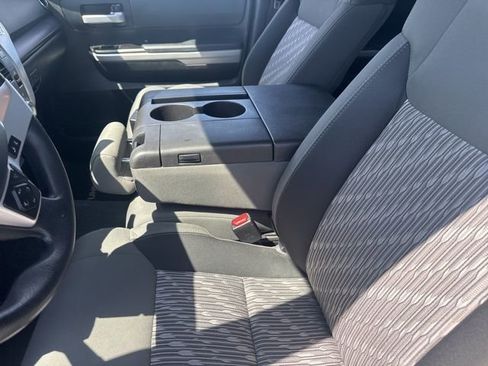 Used 2018 Toyota Tundra SR5 w/ TRD Off Road Package image 12
