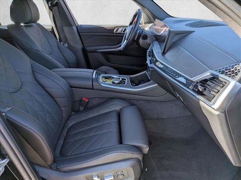 Used 2025 BMW X5 xDrive50e w/ Parking Assistance Package image 22