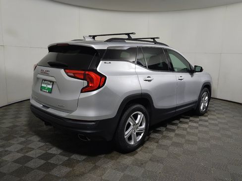 Used 2018 GMC Terrain SLE w/ Driver Convenience Package AWD/4WD image 10