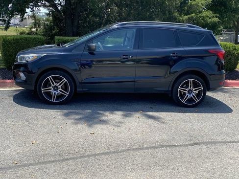 Used 2019 Ford Escape SEL AWD/4WD image 11