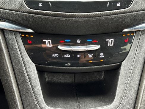 Used 2022 Cadillac XT5 Sportv w/ Technology Package AWD/4WD image 35