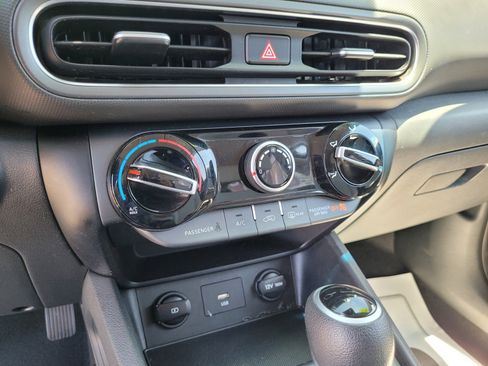 Used 2022 Hyundai Kona SEL w/ Cargo Package FWD image 19