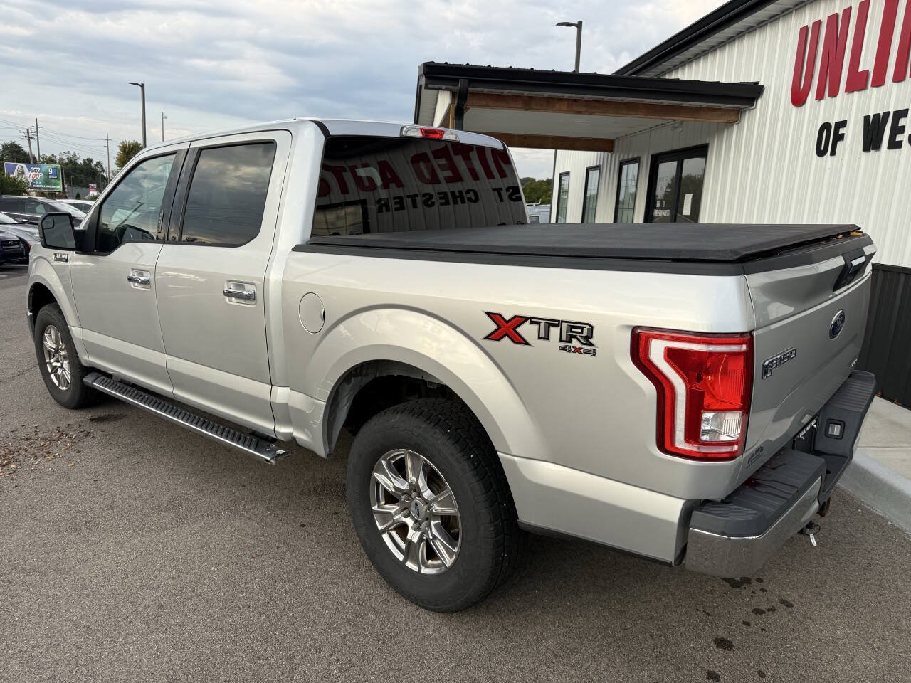 Used 2015 Ford F150 XLT w/ XTR Package AWD/4WD image 10