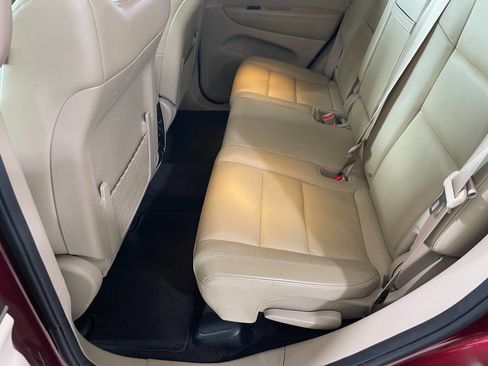 Used 2018 Jeep Grand Cherokee Limited w/ Trailer Tow Group IV image 21