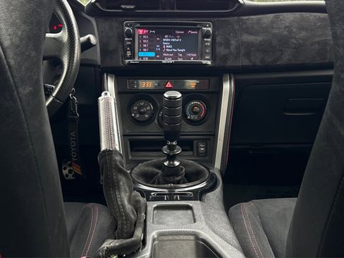 Used 2014 Scion FR-S RWD image 16